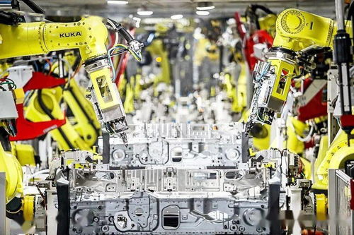 軟件定義豪華 全球首創(chuàng)自動(dòng)下線與頂級(jí)智造工藝如何重塑科技新體驗(yàn)